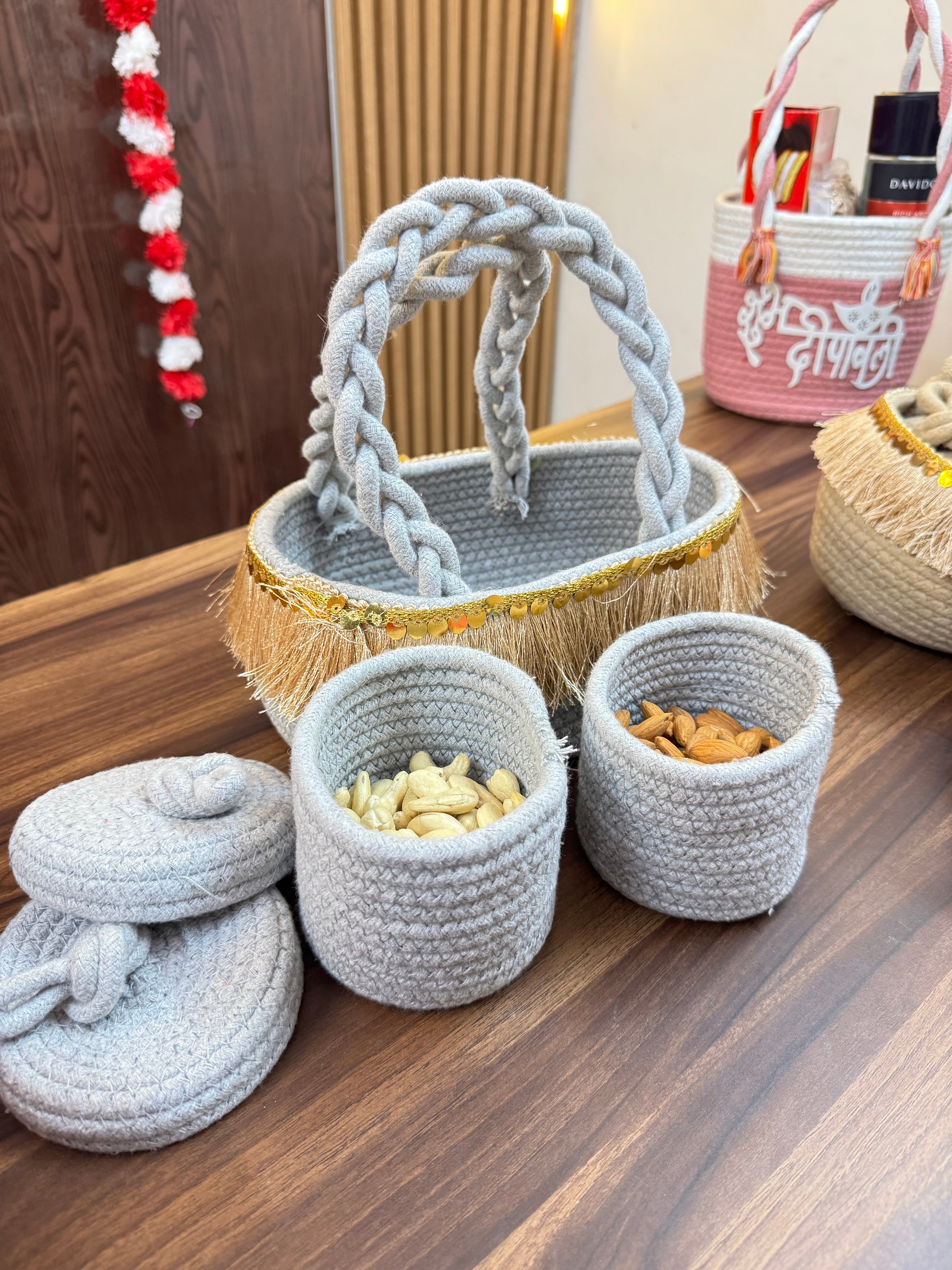 Hamper Basket with 2 Jars