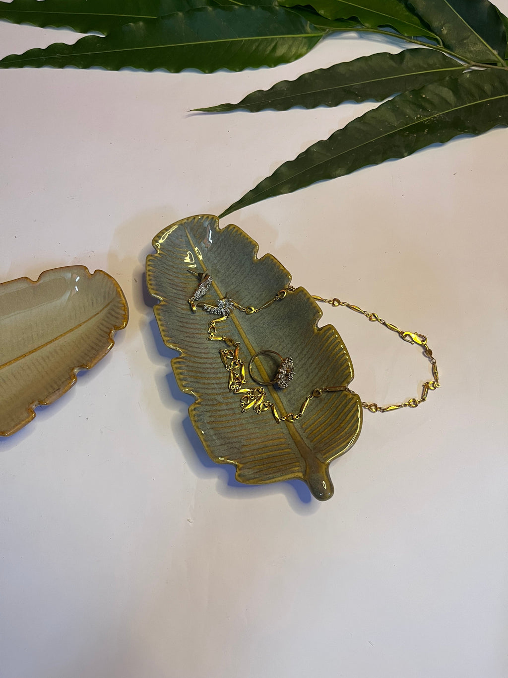 Leaf Shaped - Jewellery Organizer