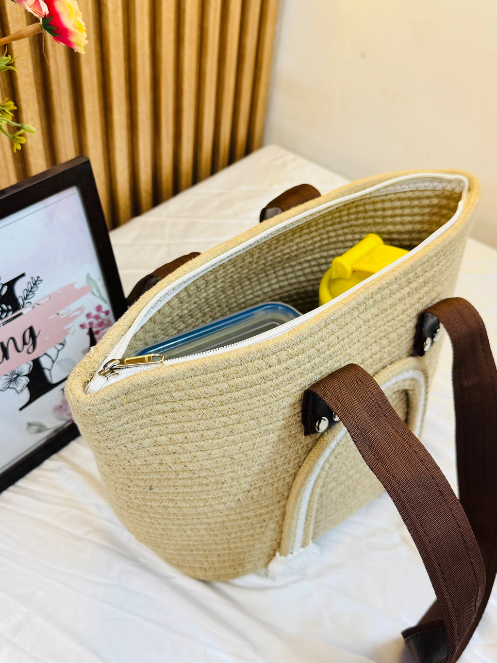 Wonder Shoulder Bag - Beige